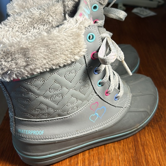 3/$25 NWOT Skechers Thinsulate 3M Snow Boots Waterproof Gray Leather. Size 5 - Picture 2 of 13